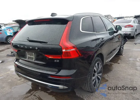 2022 Volvo Xc60 B5 Inscription z USA, uszkodzony, nr VIN YV4L12DL3N1983264